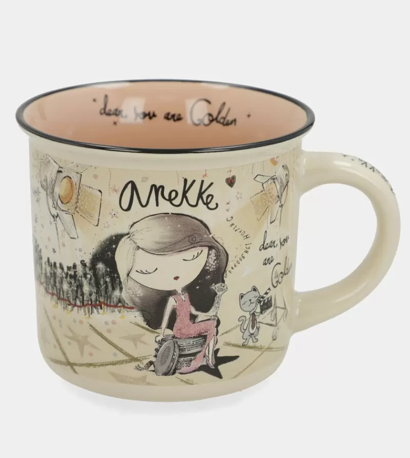 Anekke Tazas | Taza Hollywood